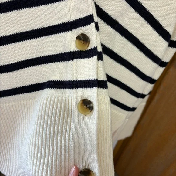 GAP Navy and Cream Button-Up Cardigan - Picture 7 of 9
